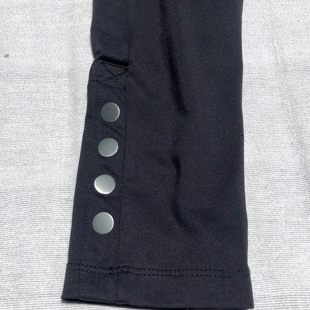 ✨Epic Thread Black Leggings! - Picture 4 of 4